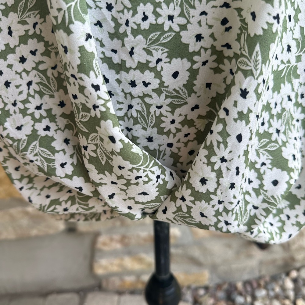 Lily Morgan Shirt - Picture 2 of 4